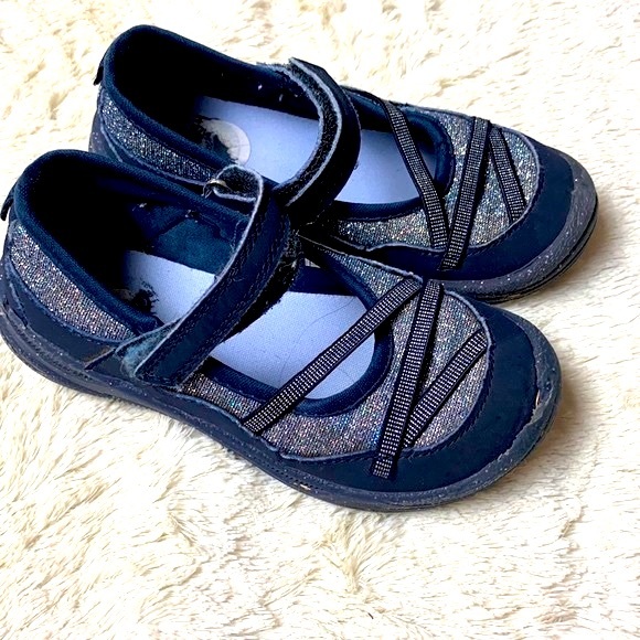 OshKosh B’Gosh Dexy Girl's Bumptoe Mary Jane Toddler 9 - Picture 7 of 8